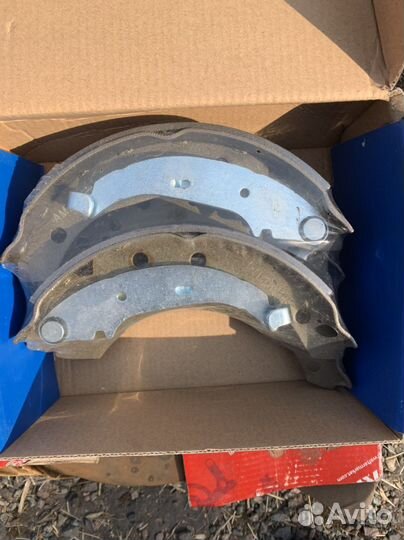 Колодки задние