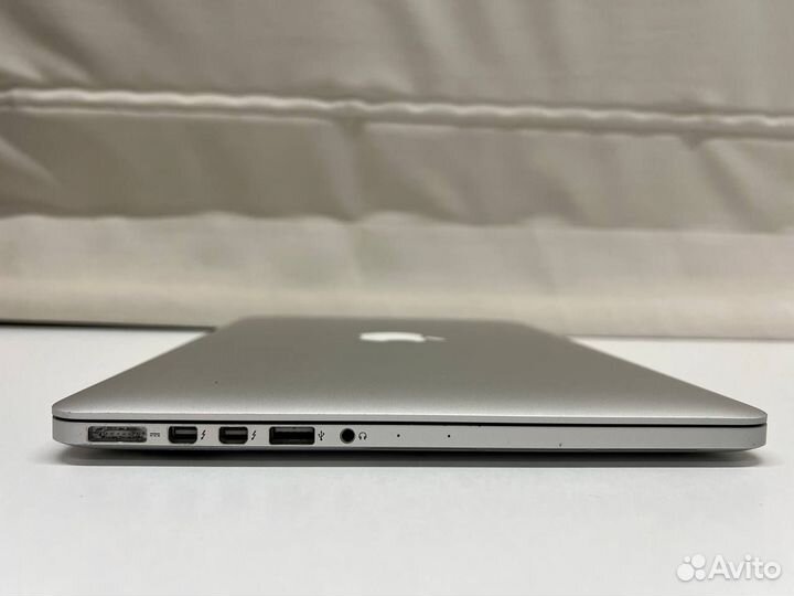 Apple MacBook Pro 13 Retina 256GB 2015