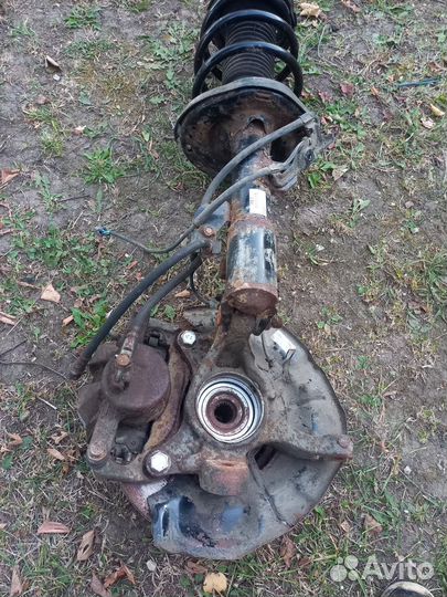 Передние стойки toyota camry 40