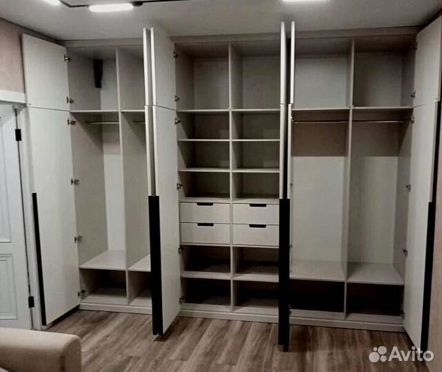 Шкаф на заказ цвет орех