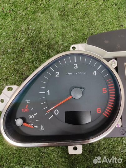 Приборная панель Audi Q7 (4LB) 2007