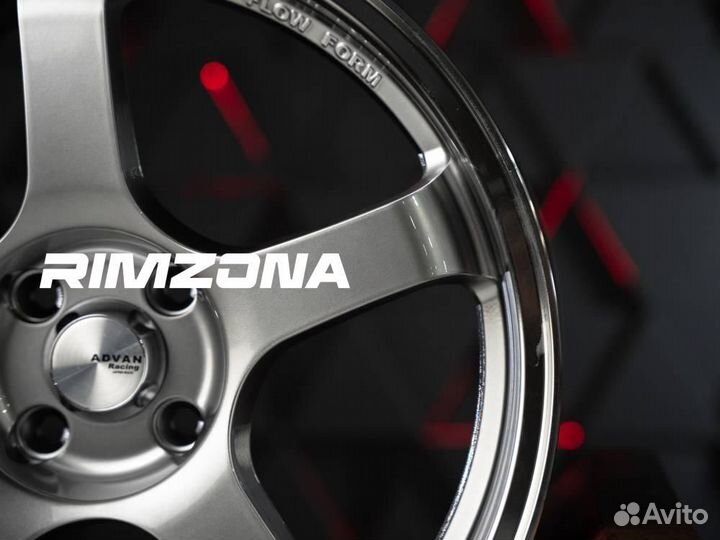 Литые диски advan GT R17 et38.0 4x100.0 dia73.1