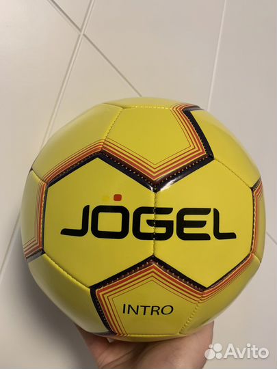 Мяч футбольный