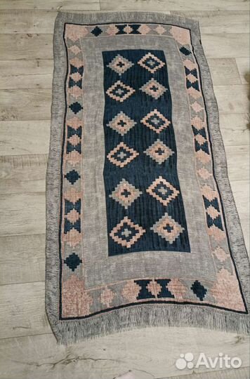 Шарфы и палантины