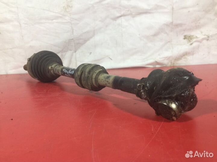 Привод левый Nissan Tiida C11