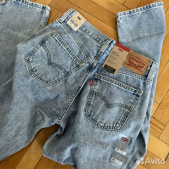 Джинсы Levis Low Pro