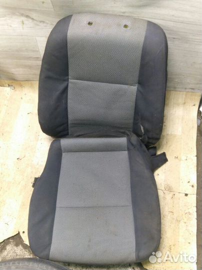 Обшивка сиденья передняя левая Chevrolet Lacetti