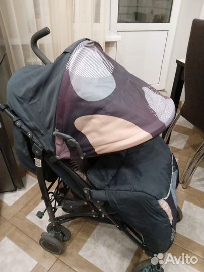 Прогулочная коляска трость babyton