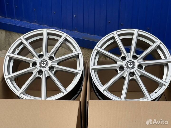 Диски r17 5x114,3 HRE P400 серебро HS