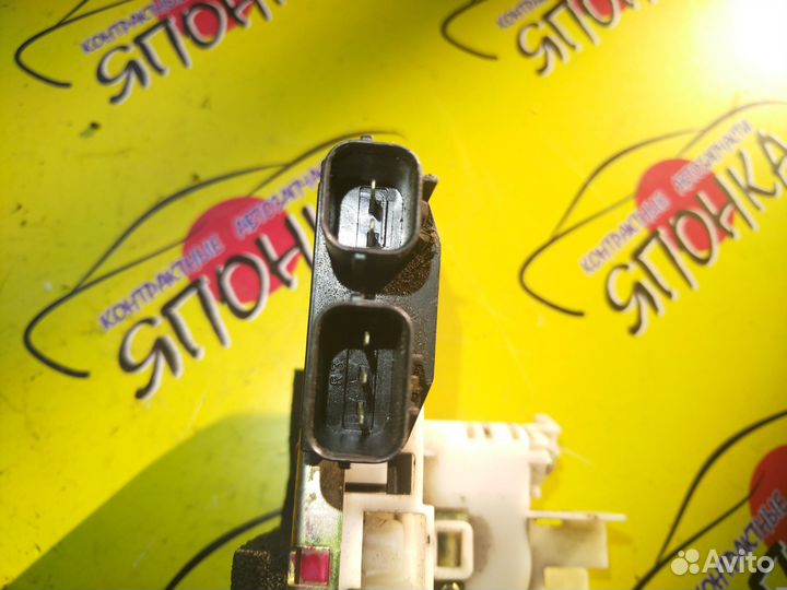 Замок двери honda CR-V RD5 F R