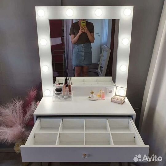 Подвесная тумба консоль