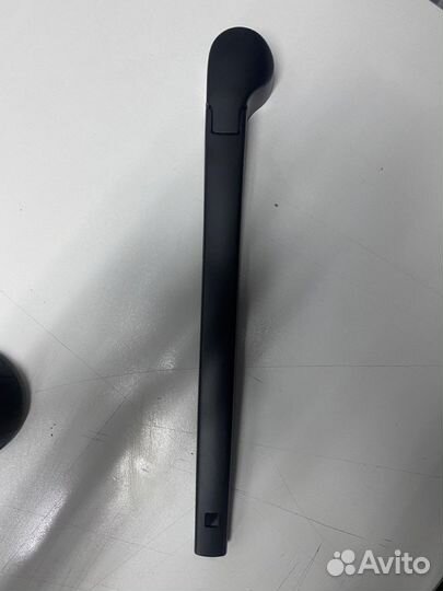 Поводок бескаркасной щётки 5F3955707