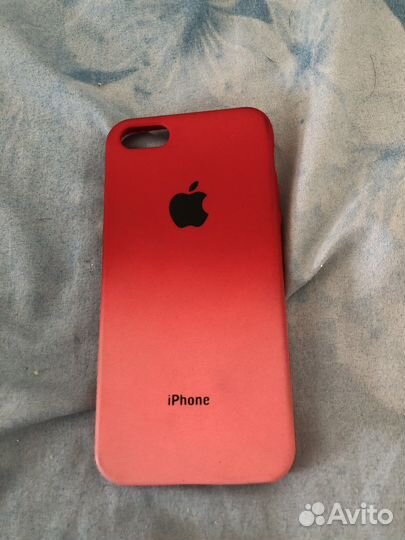 Чехлы на iPhone