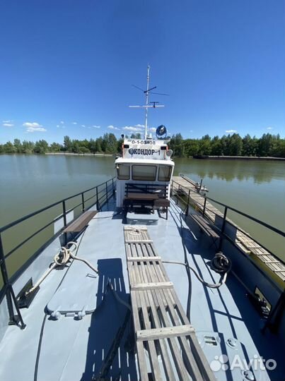 Продам теплоход Ярославец Р-376У