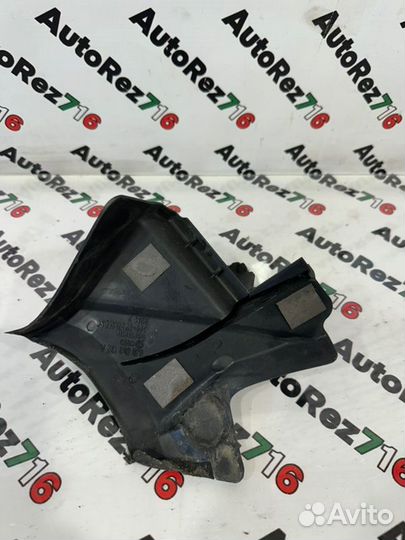 Пыльник крыла передний правый Audi Tt 8J cdaa 1.8