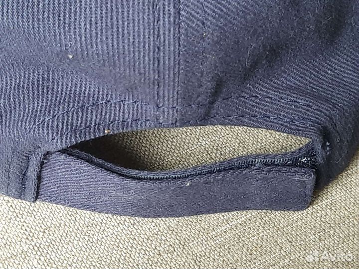 Бейсболка новая