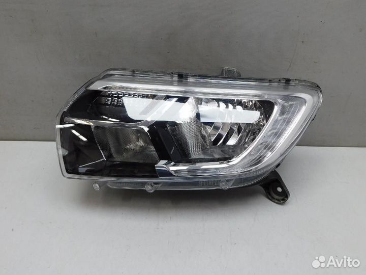 Фара левая Renault Logan/Logan Stepway