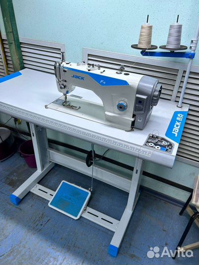 Швейная машина jack f4 7