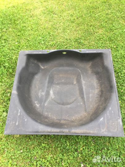 Поддон в багажник