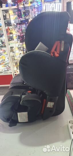 Автокресло б\у (9-36 кг) STM германия