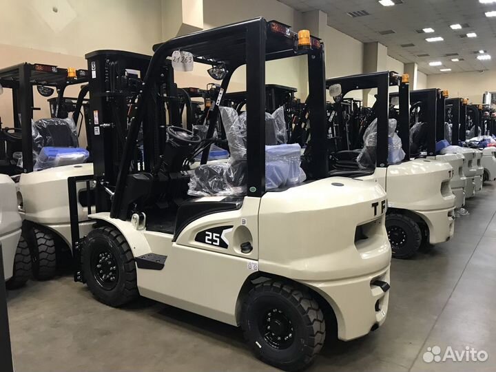 Вилочный погрузчик TFN CPCD20-XRW10, 2023