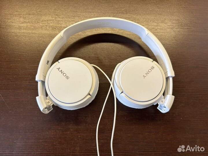 Наушники Sony MDR ZX110