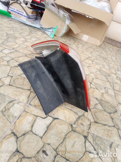 Задний правый фонарь ford focus 3 универсал