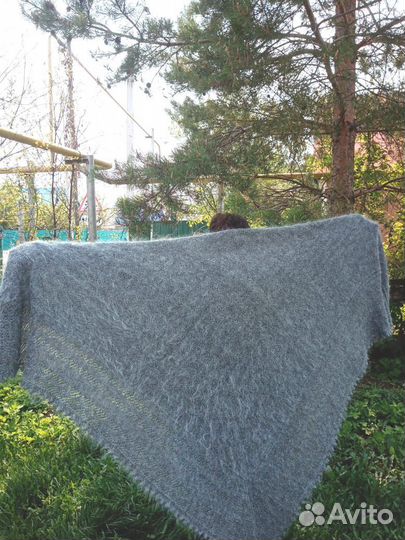 Пуховый платок, шаль