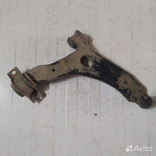 Рычаг подвески нижний передний правый Ford Focus 1