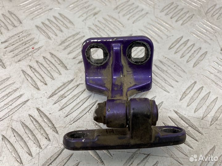 Б/У петля двери задний левый Mercedes-Benz A-Class