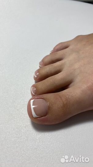 Маникюр, педикюр,наращивание