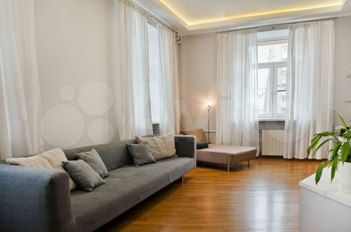 2-к. квартира, 89 м², 2/8 эт.