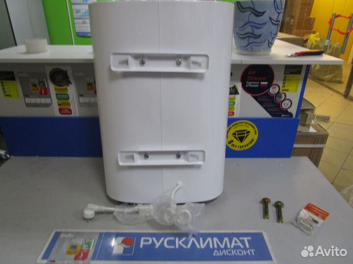 Водонагреватель Electrolux EWH 30 Regency