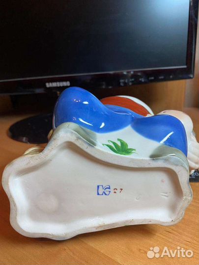 Керамическая статуэтка Казак