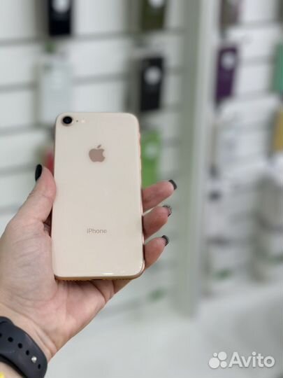 iPhone 8, 64 ГБ