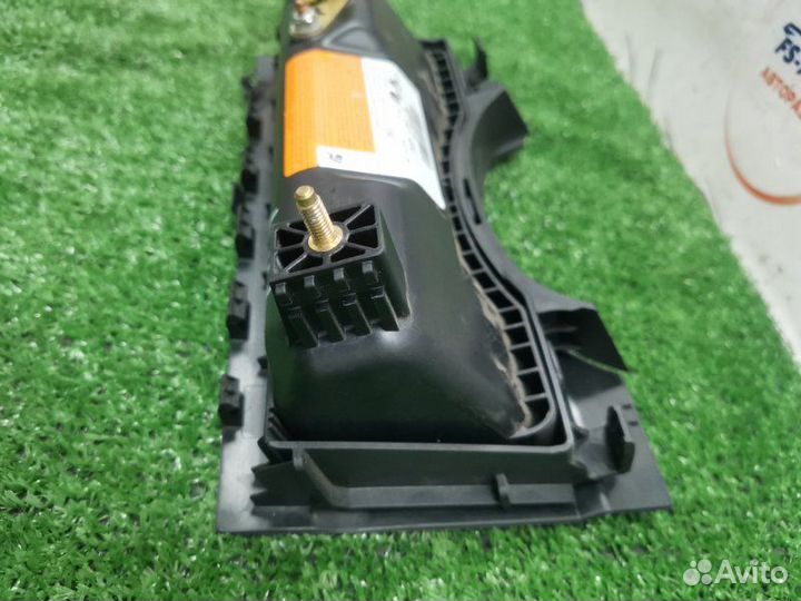 Подушка безопасности в колени Ford Mondeo 4 седан