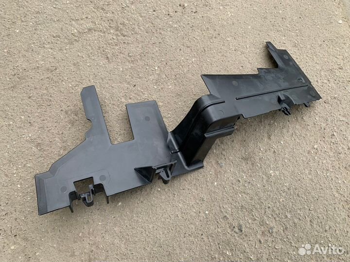 Воздуховод радиатора правый Polo Sed Rus