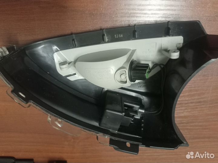 Зеркало правое tiguan 5N1857508S9B9 по запчастям