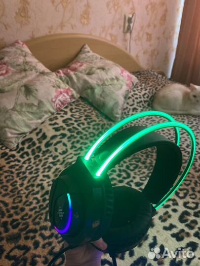 Игровые наушники