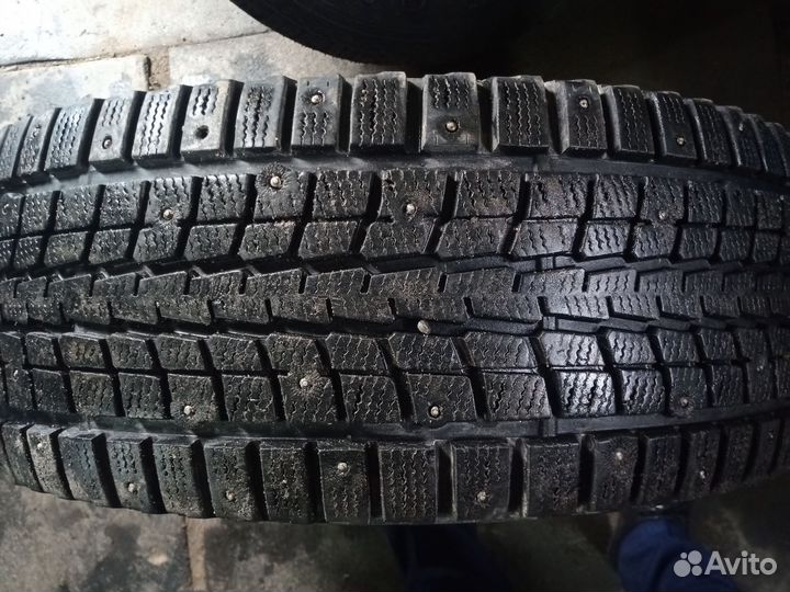 Dunlop SP Winter Ice 01 265/65 R17