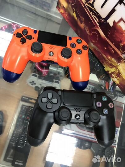 Sony PS4 + 32 игры и 2 джойстика