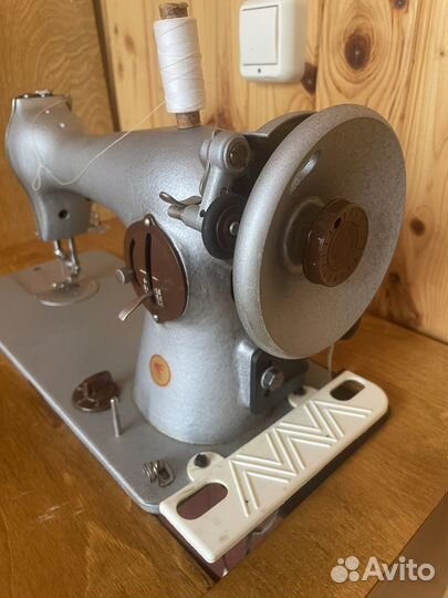 Швейная машина Подольск ножная