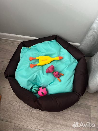 Лежанка для маленьких собак