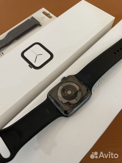 Apple Watch Series 4 44 MM Black Sport Band