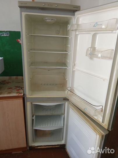 Холодильник на запчасти