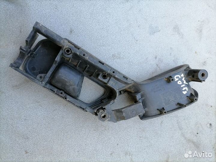 Ручка двери перед.внутр.прав. Volkswagen Golf III