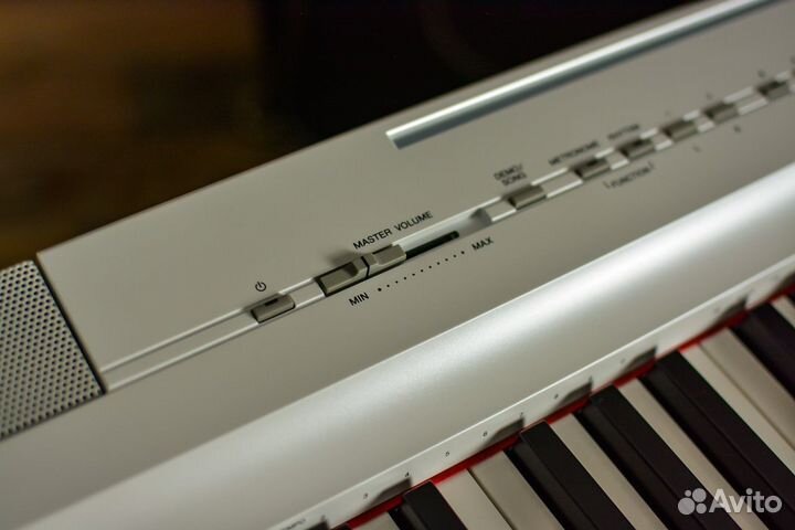 Цифровое пианино Yamaha P-125 + Аксессуары