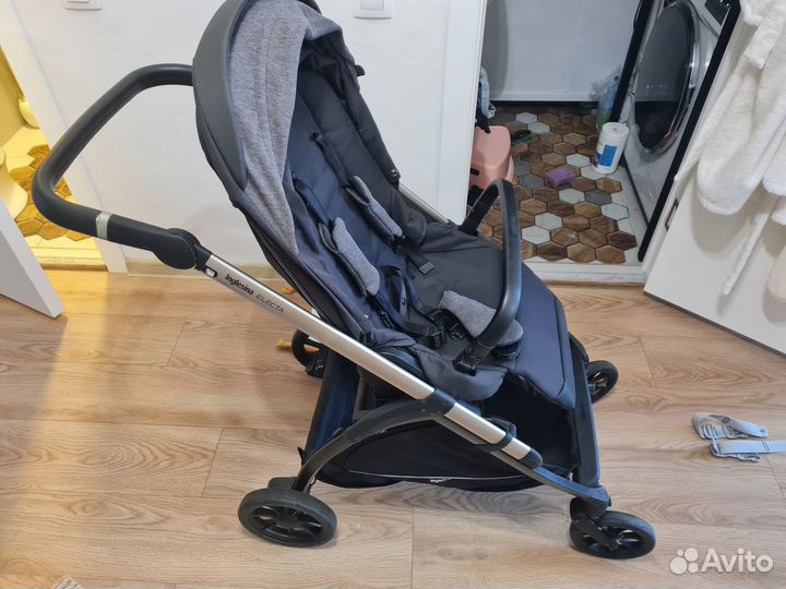 Коляска прогулочная Inglesina Electa