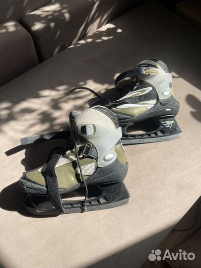 Коньки ледовые Roces 41 EU