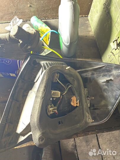 Продам фонарь левый тойота премио 240